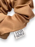 GOLD LOVE Scrunchie - Image 3